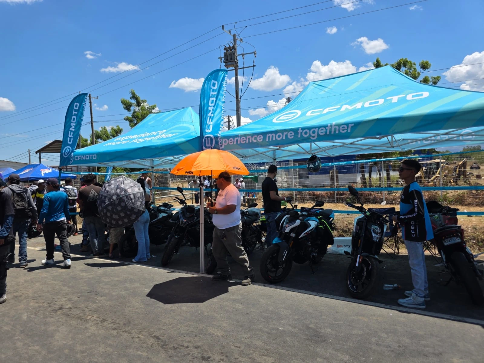 MOTO-(9)