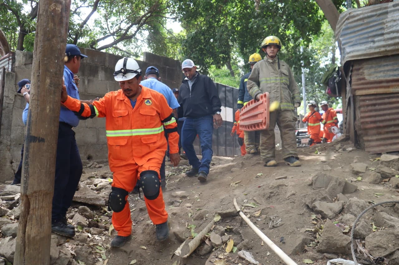 BOMBEROS18_18_11zon
