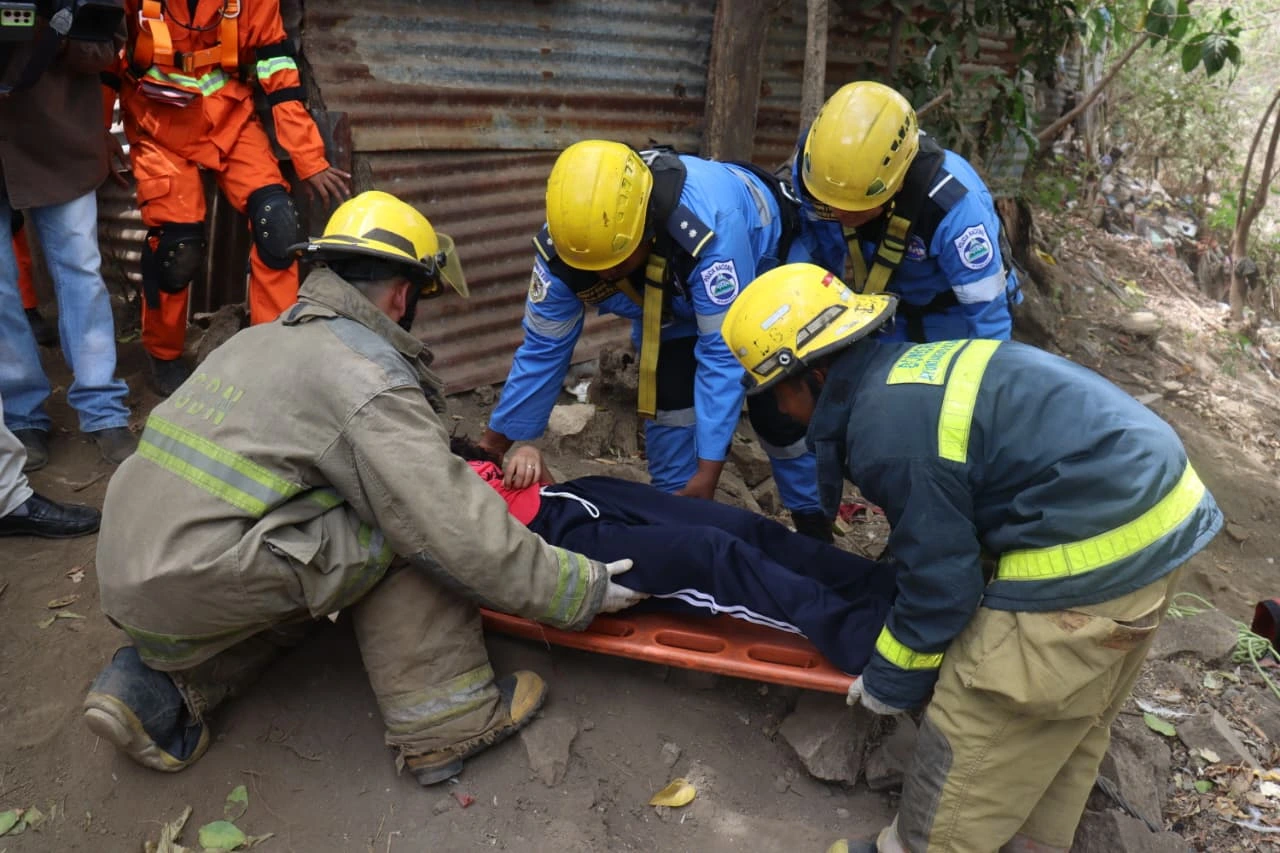 BOMBEROS21_21_11zon