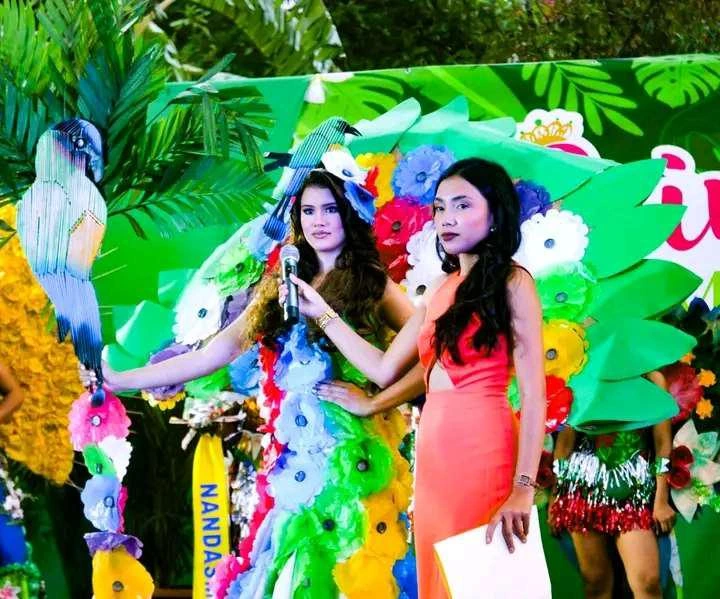 REINAS19