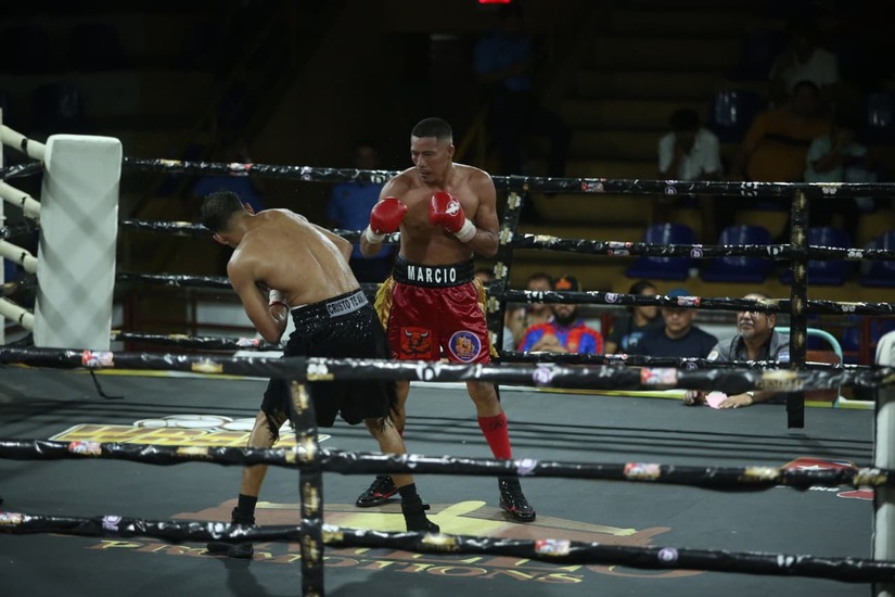 Boxeo--(24)