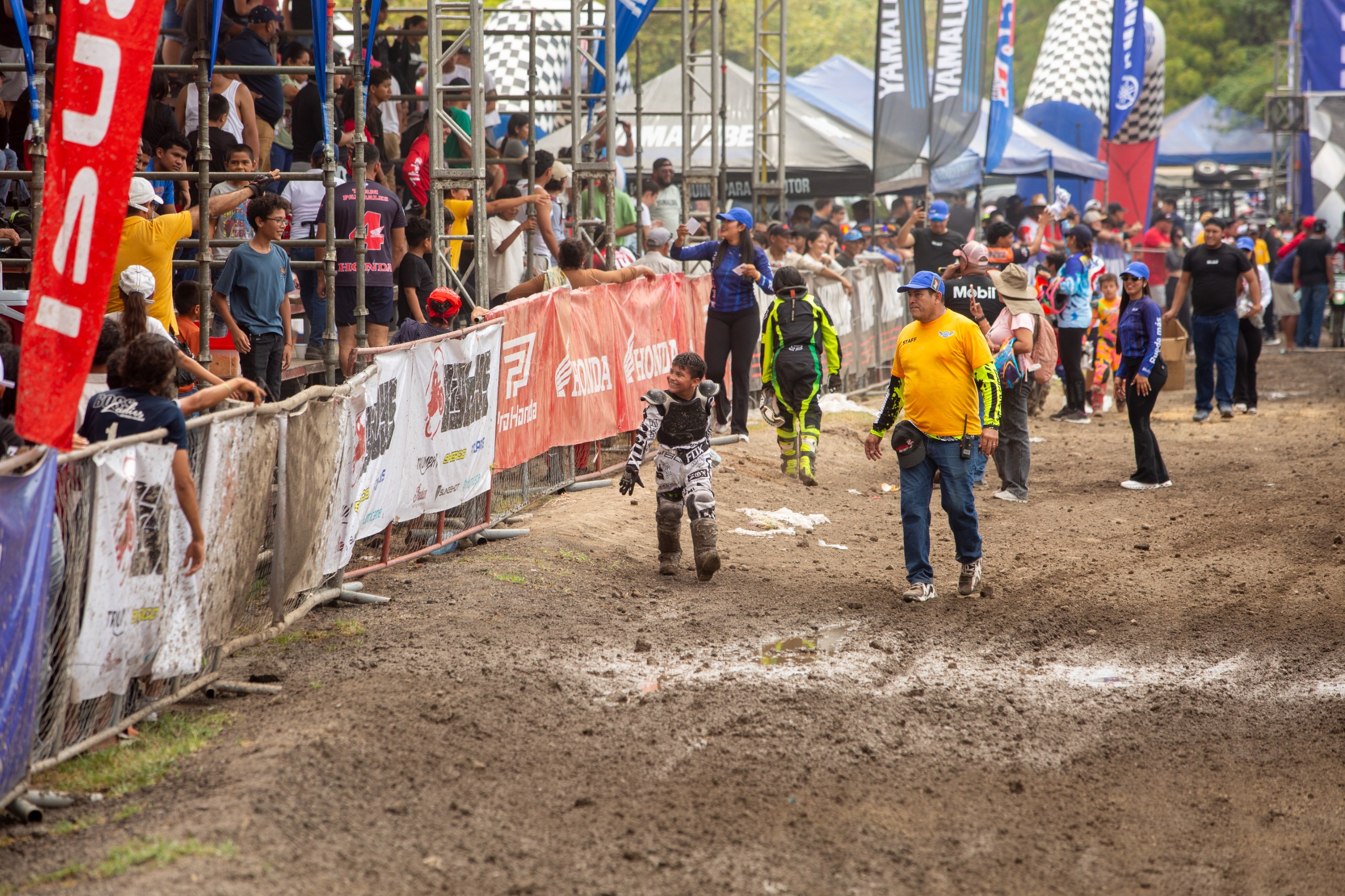 Motocross--(2)