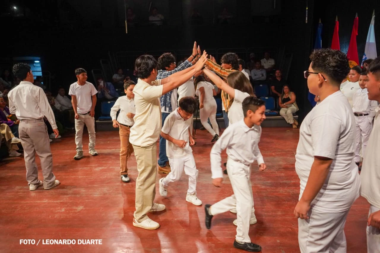 TEATRO8