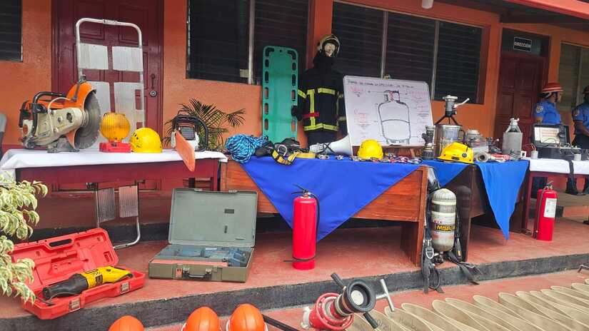 Bomberso-10