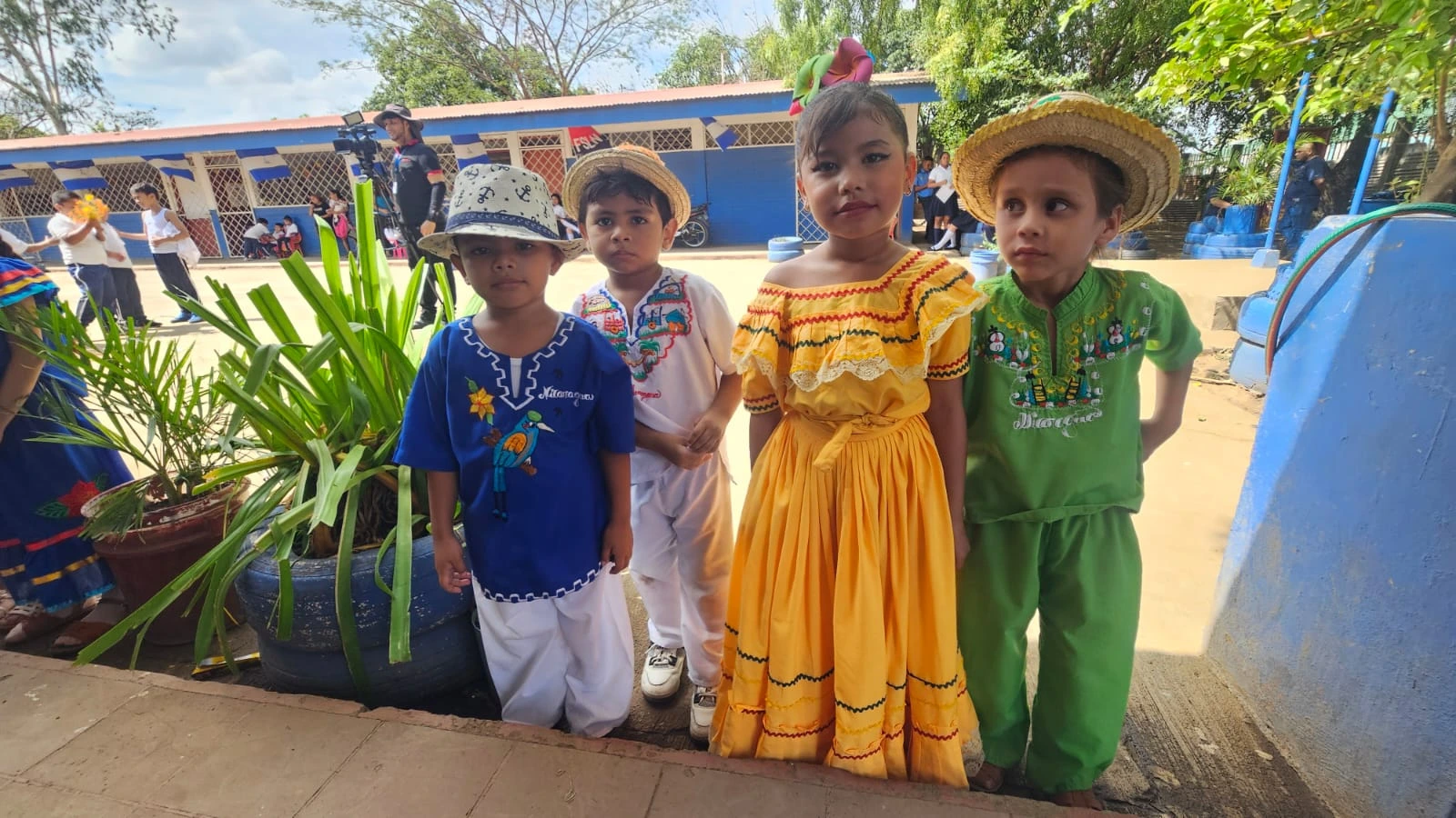 COLEGIO8