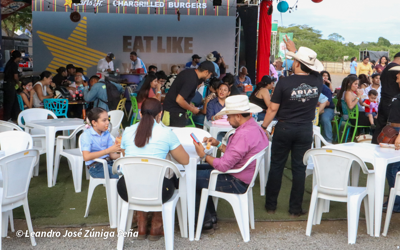 Feria--(23)