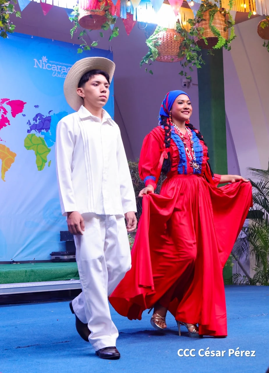 PASARELA-(22)