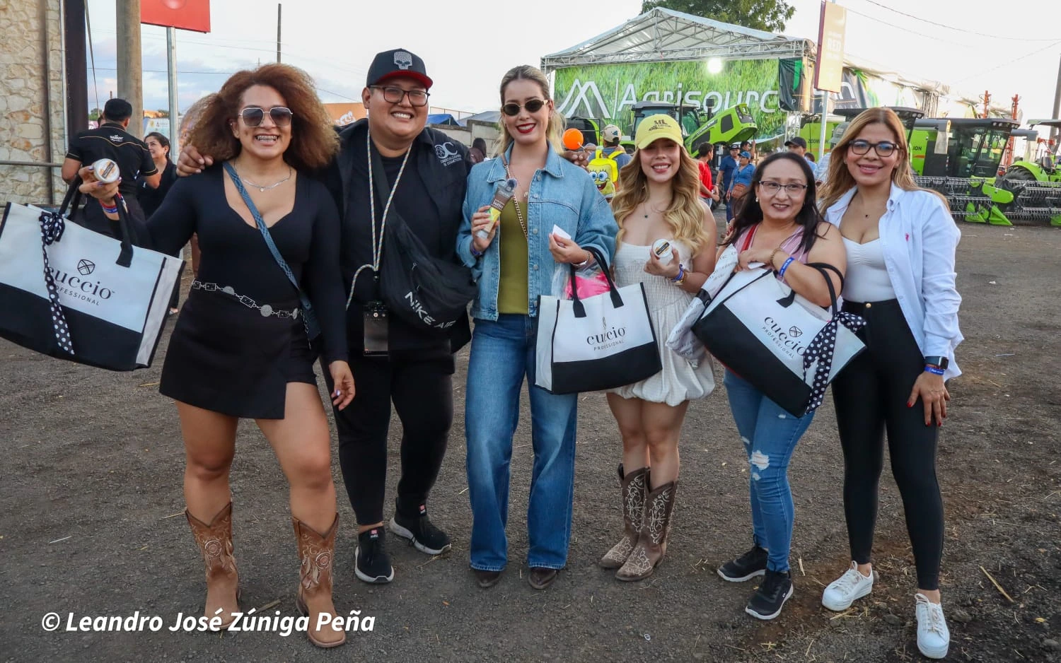 FERIA-(68)