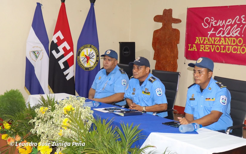 BOMBEROS15