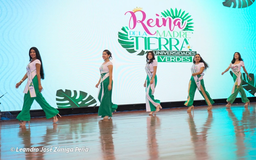 REINA15