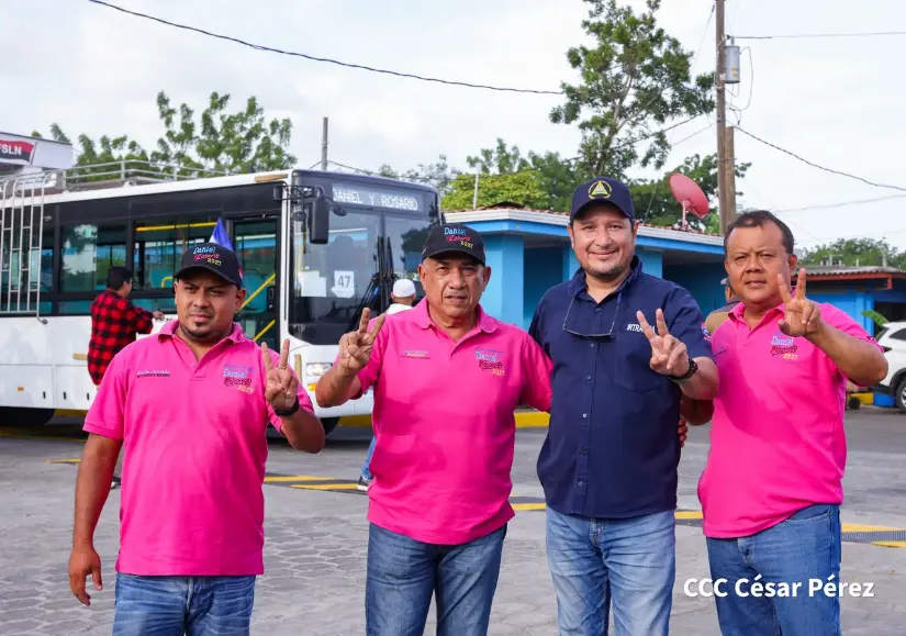 AUTOBUSES--(24)