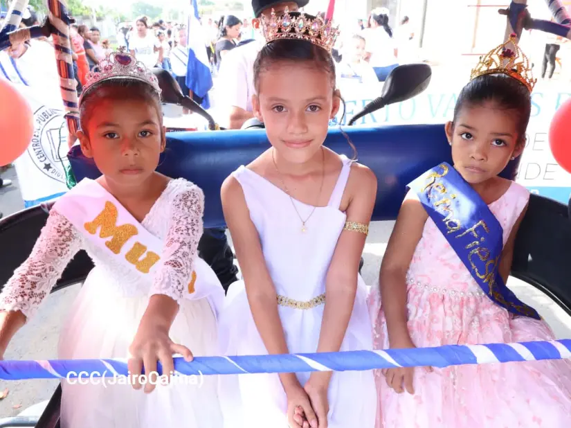 Desfile--(46)