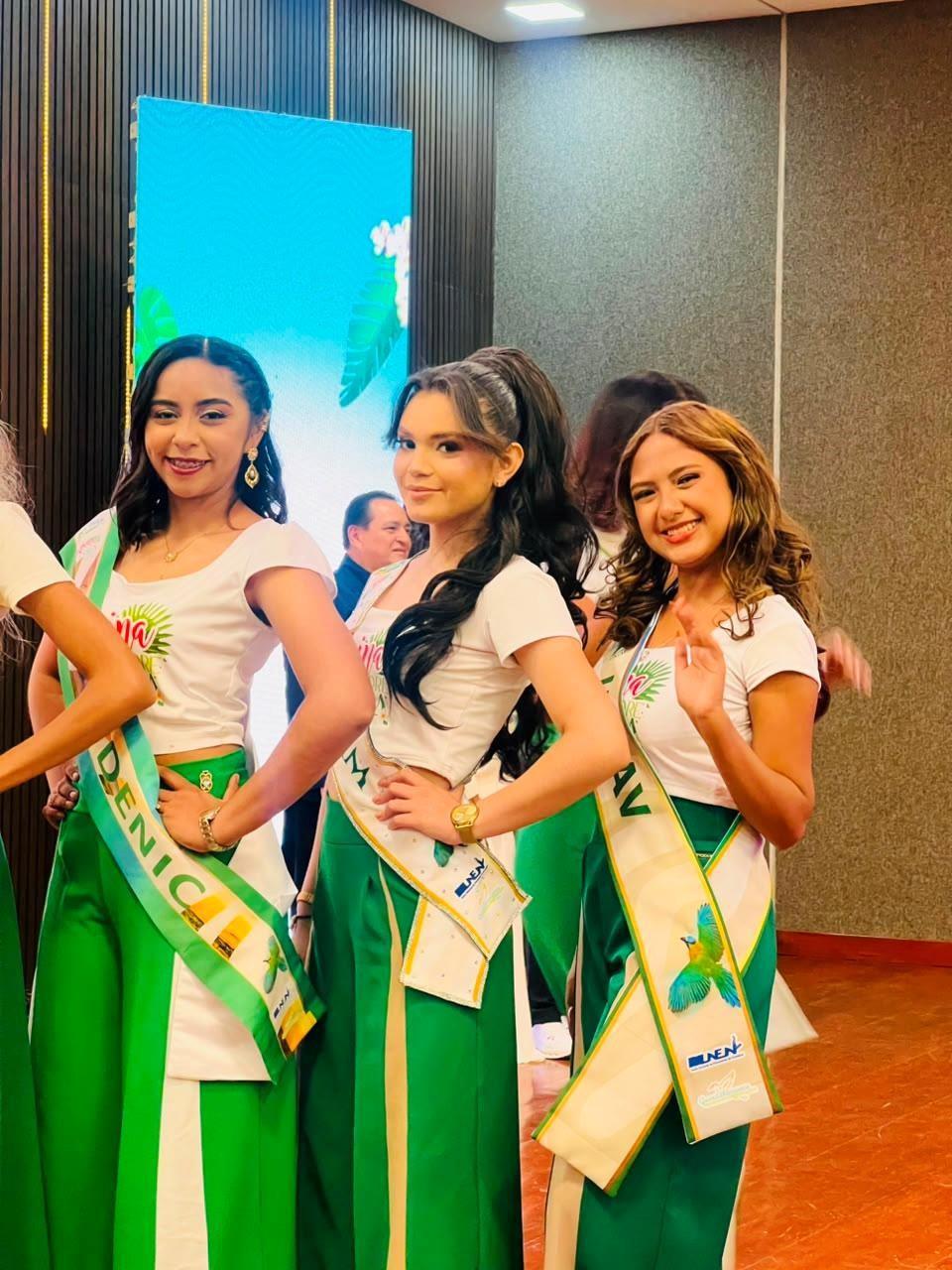 Reinas--(10)