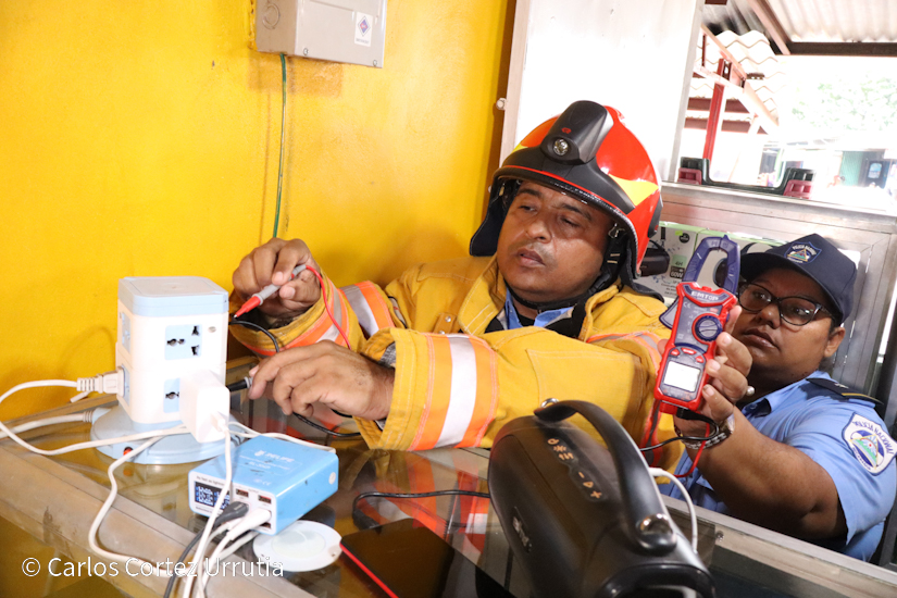 BOMBEROS19
