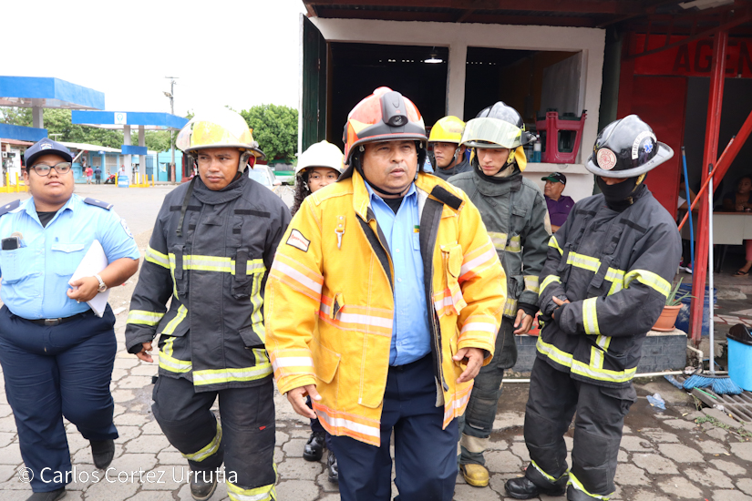 BOMBEROS22