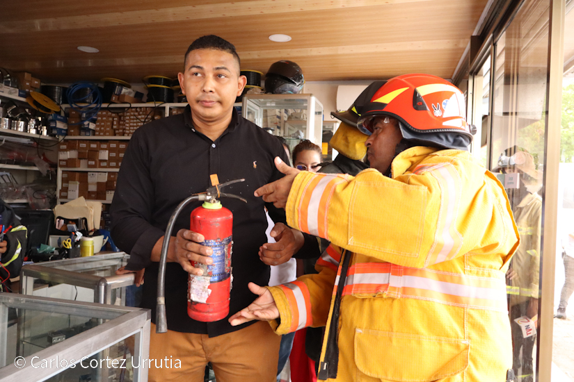 BOMBEROS7