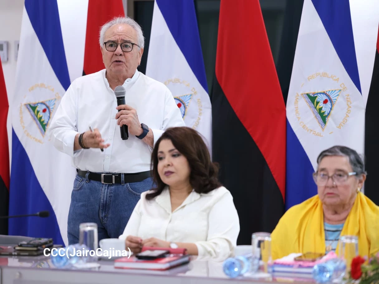 CONSULTA8