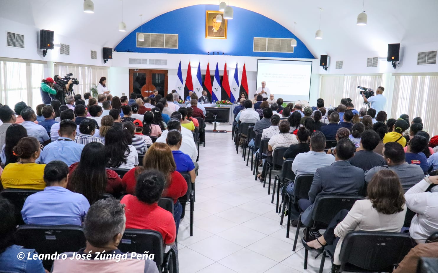 ASAMBLEA--(64)