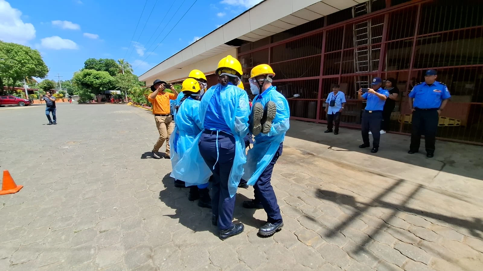 BOMBEROS23