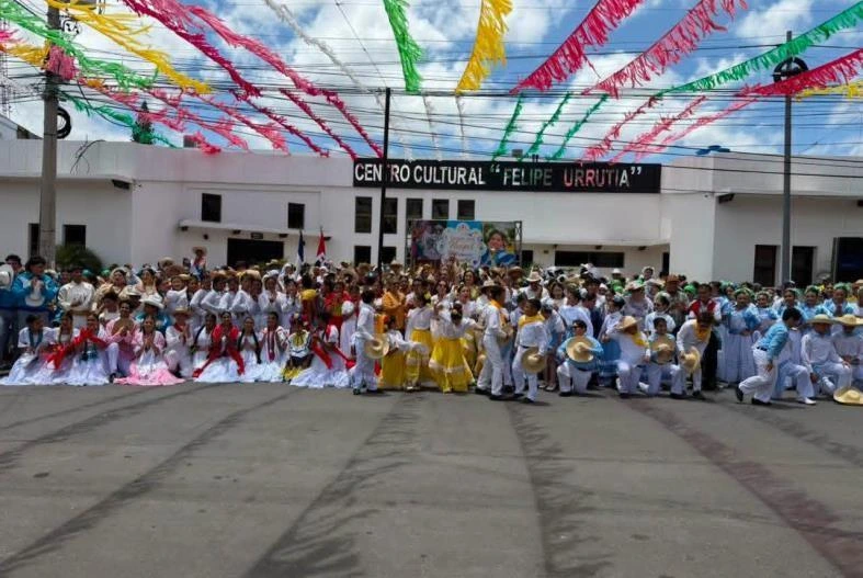HUIPIL11