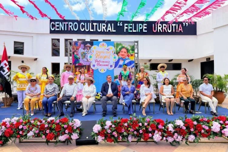 HUIPIL8