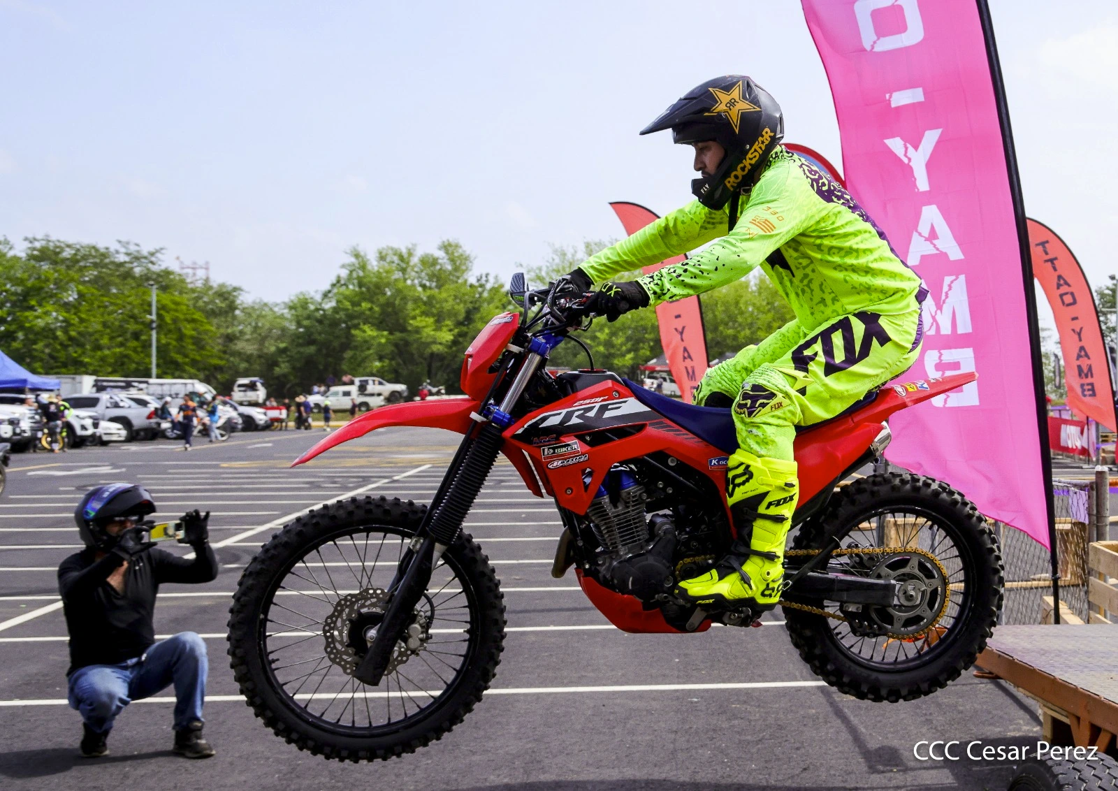 MOTO-(2)
