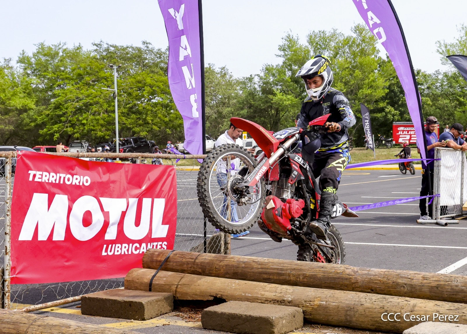 MOTO-(6)