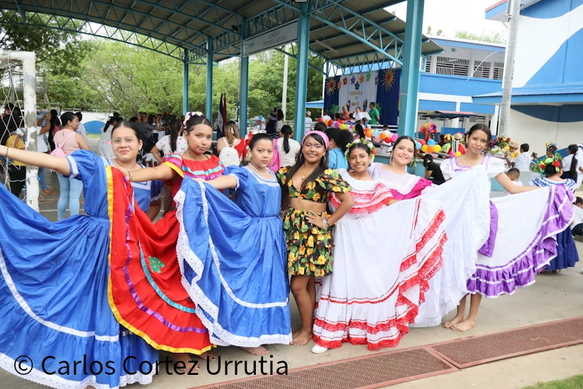 HUIPIL10_10_11zon