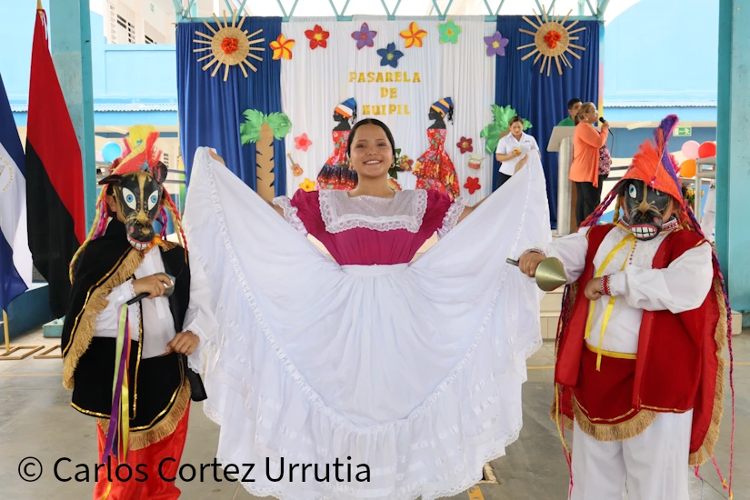 HUIPIL4_4_11zon
