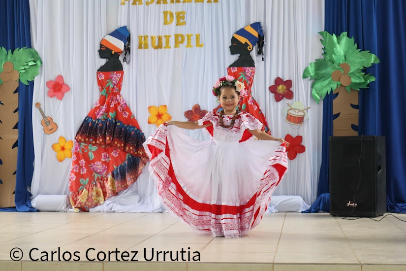 HUIPIL9_9_11zon