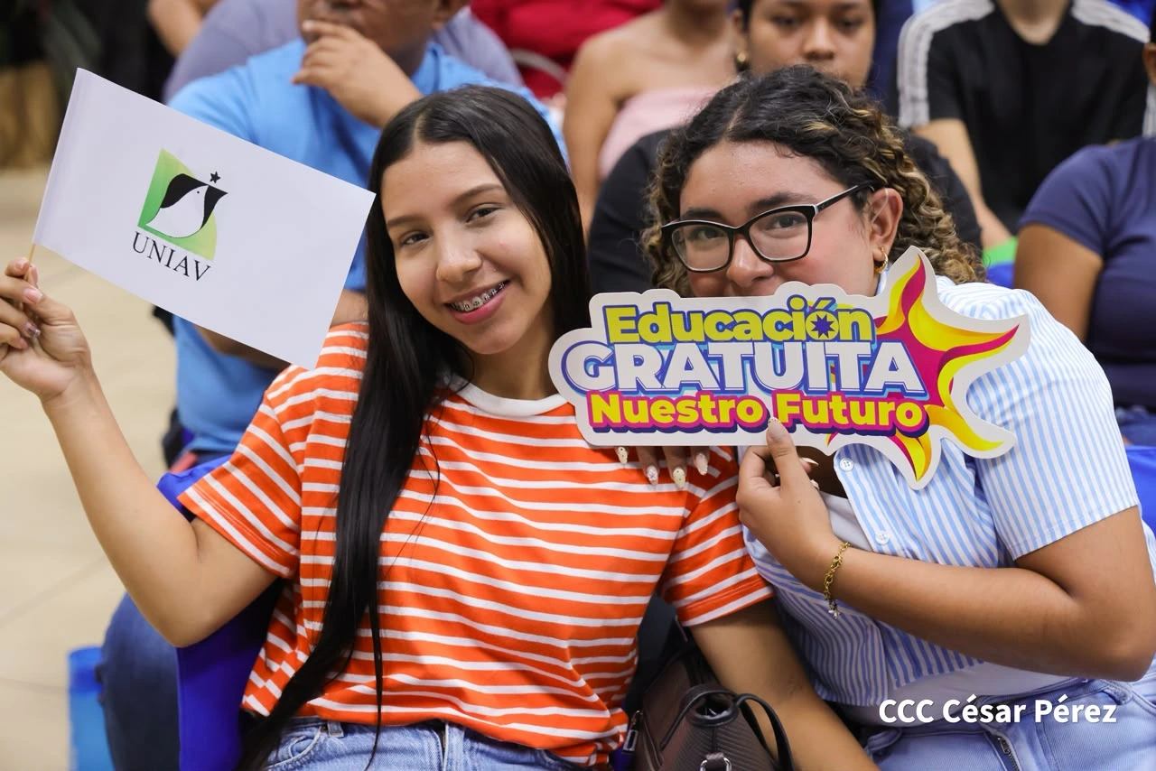 UNIVERSIDADES36
