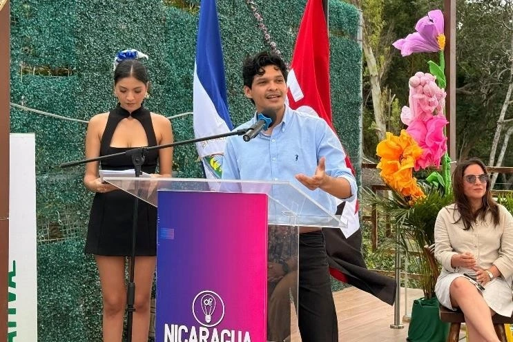 LANZAMIENTO3