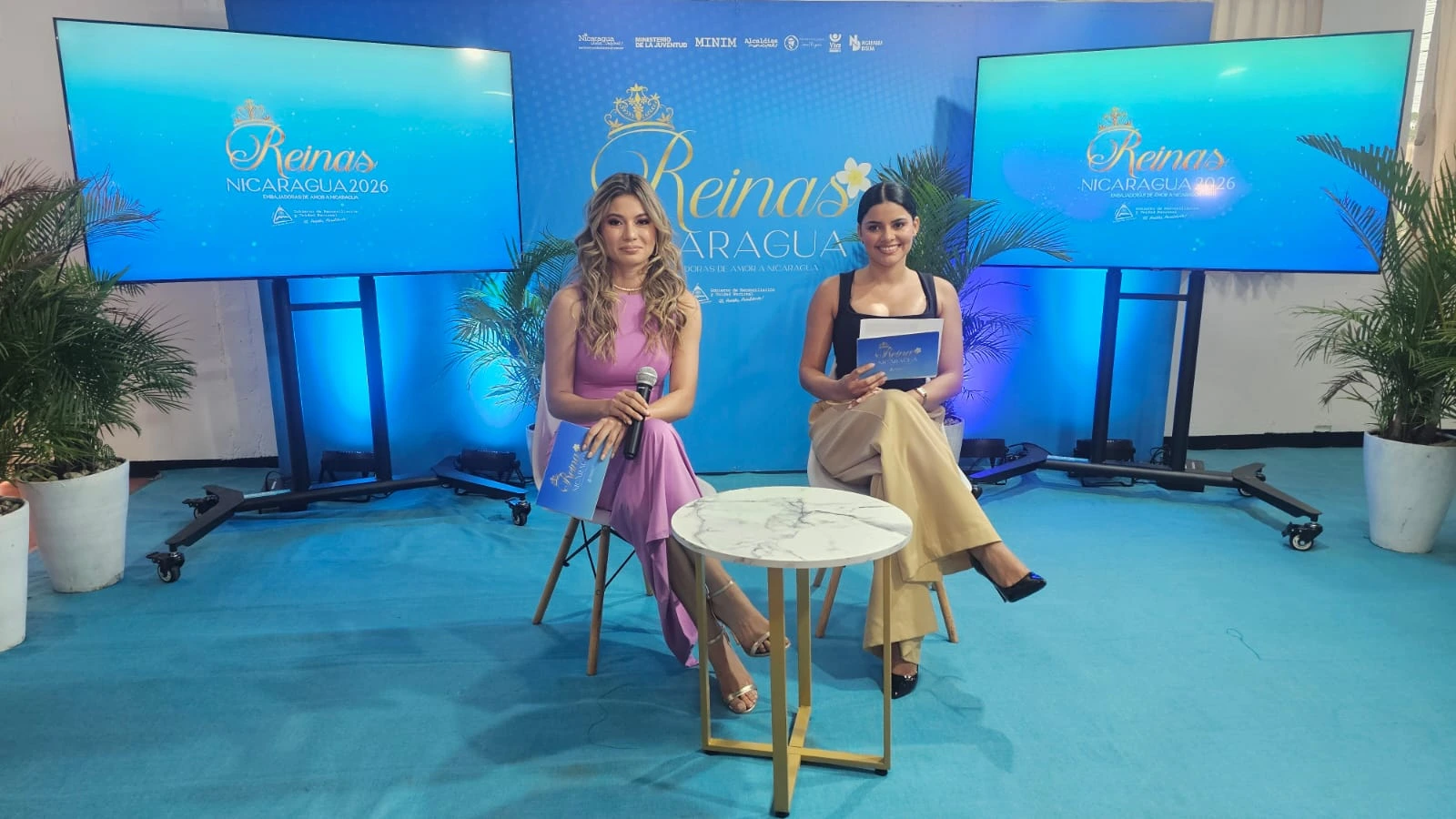 REINAS