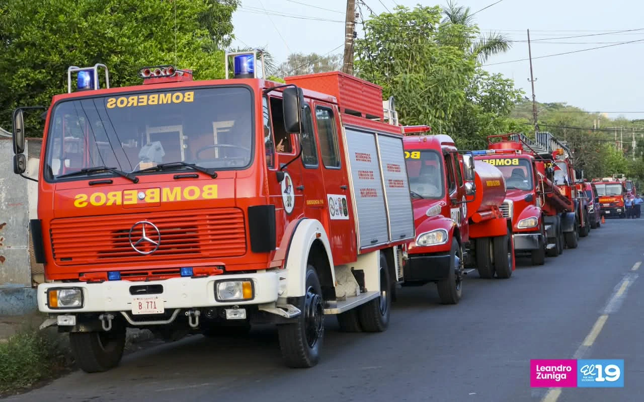 BOMBEROS-(8)