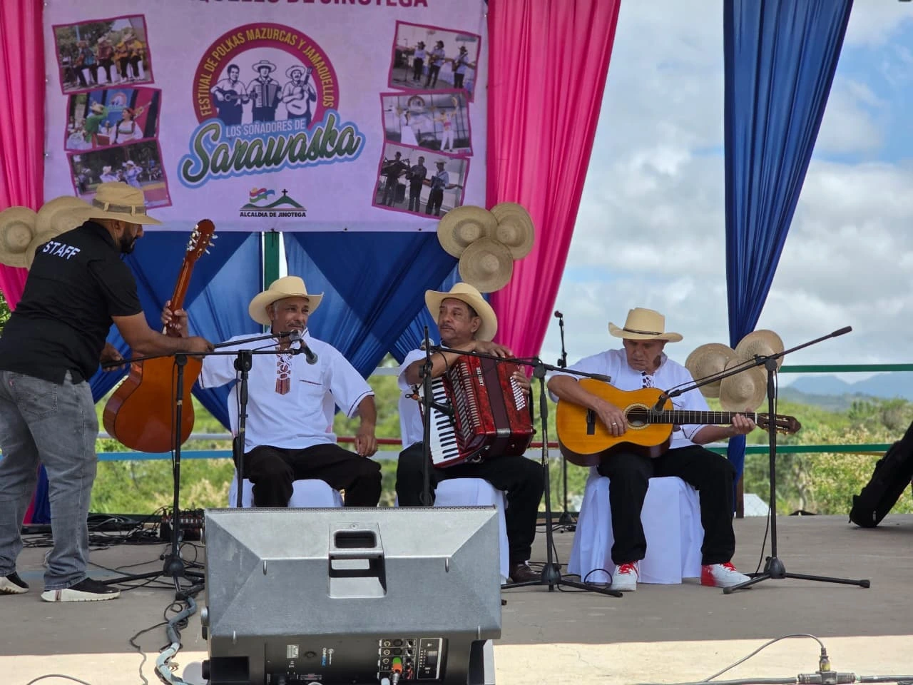 JINOTEGA14