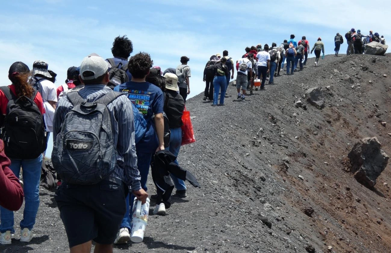 VOLCAN8