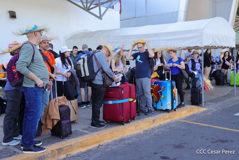 TURISTAS-(30)
