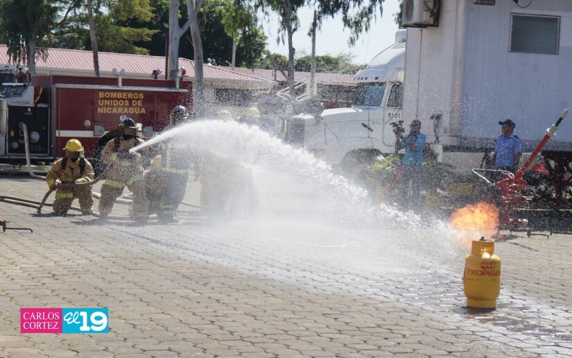 BOMBEROS13