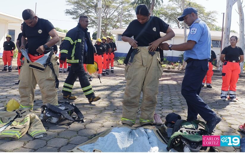 BOMBEROS8
