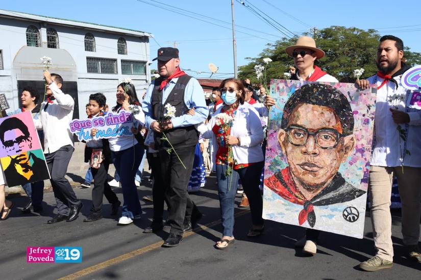Leonel-Rugama-63