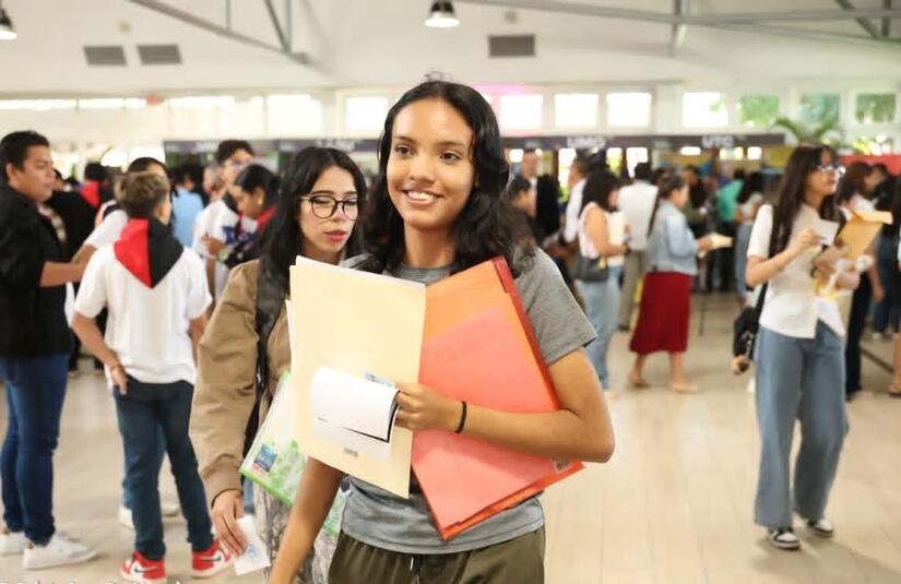 BECAS--(13)