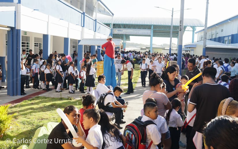 COLEGIO23