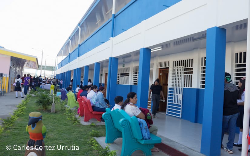 COLEGIO37