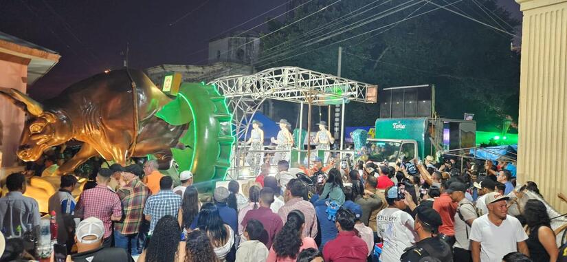 DESFILE2