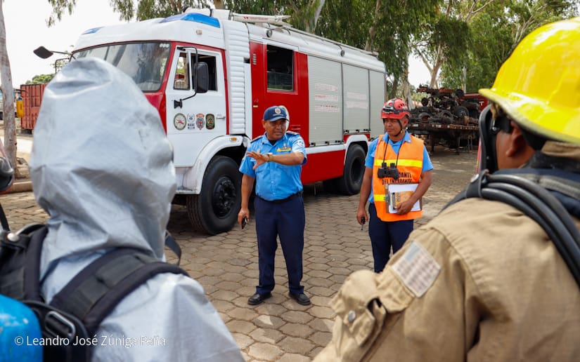 BOMBEROS10