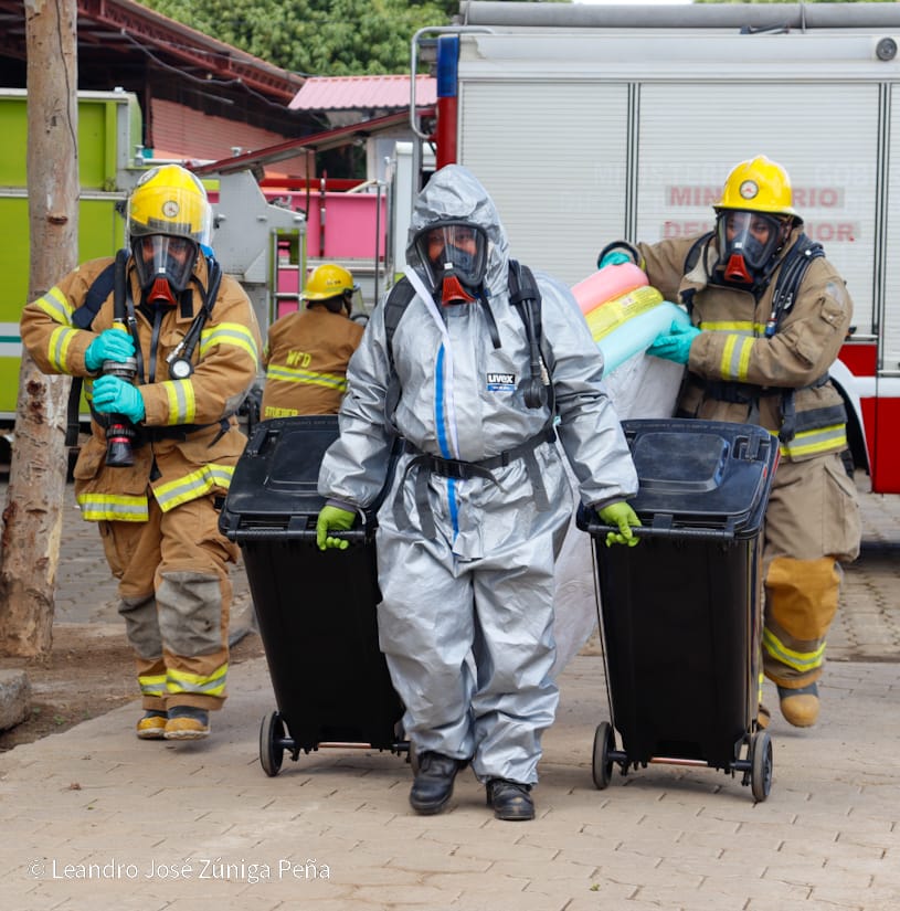 BOMBEROS35
