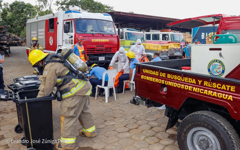 BOMBEROS48