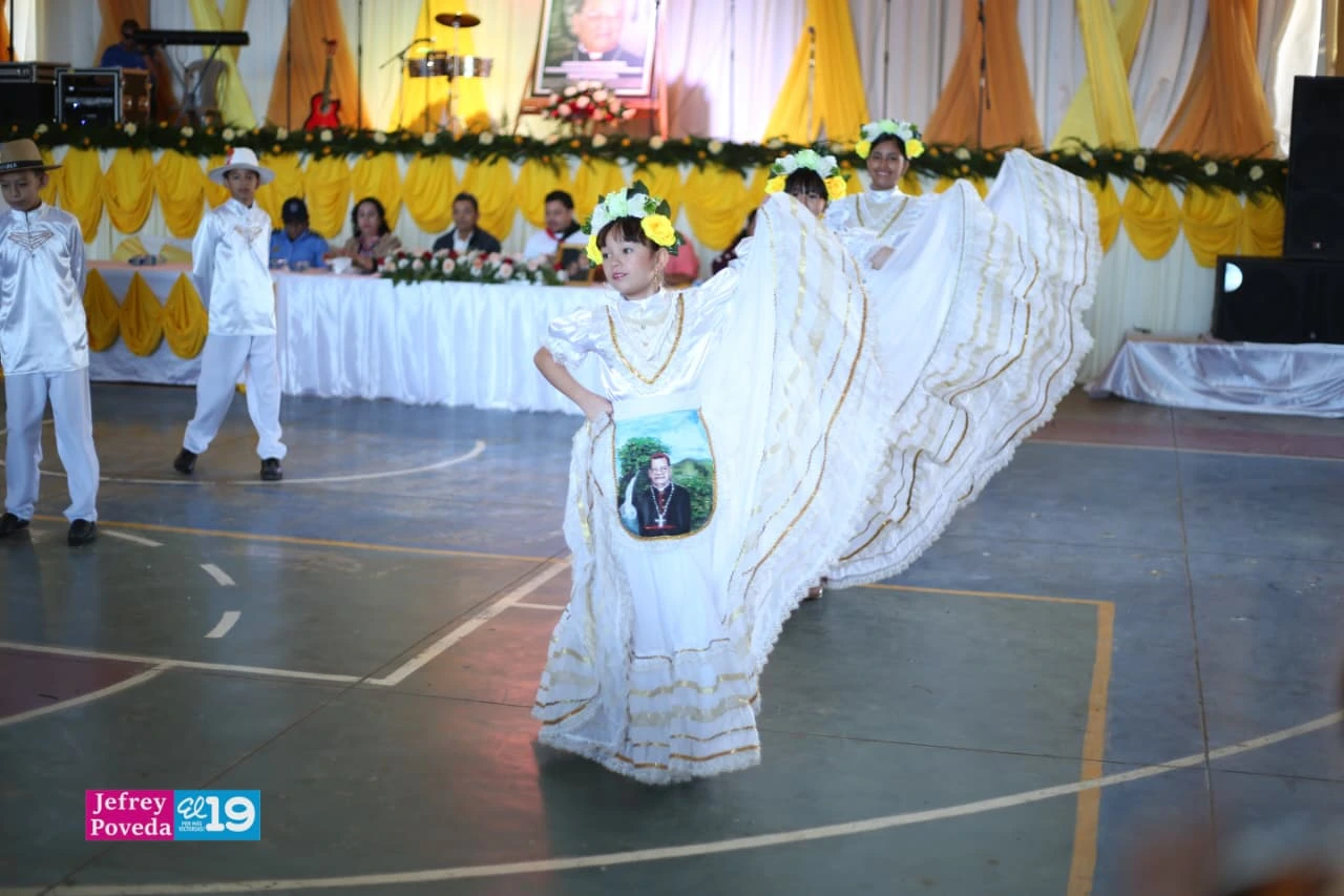 HOMENAJE14
