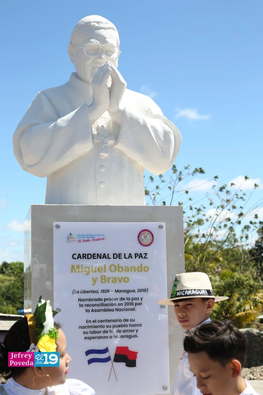 HOMENAJE16