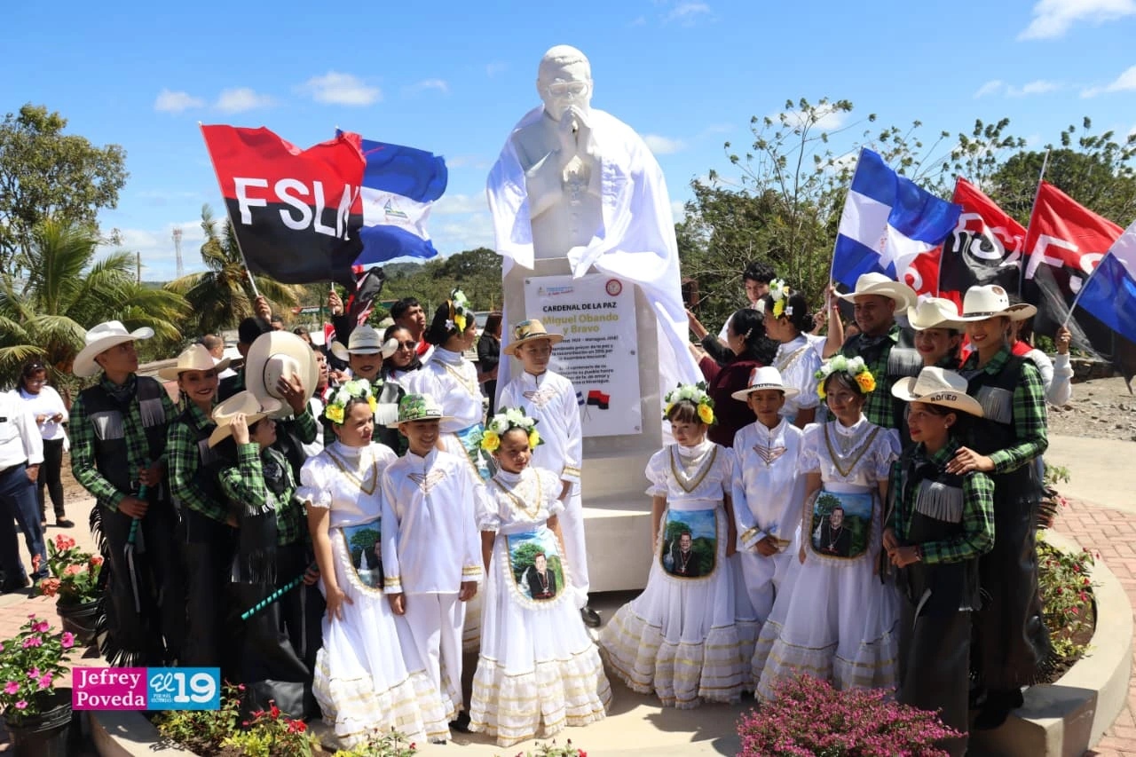 HOMENAJE23